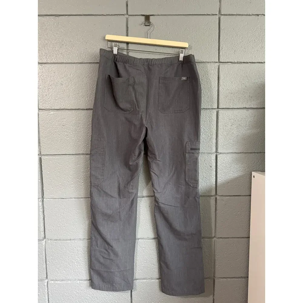 Men's Figs Axim Cargo Pocket Scrub Pants size L in Graphite Workwear Utility